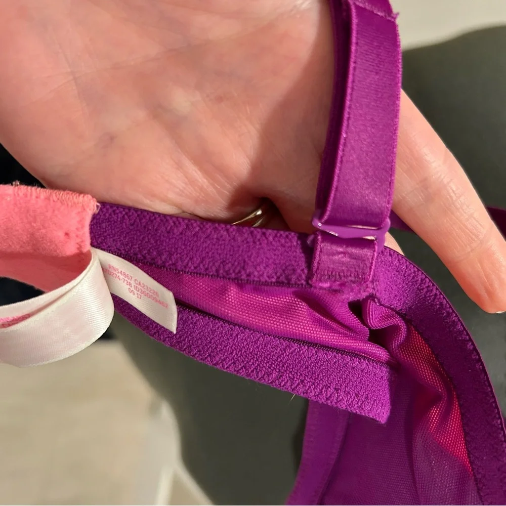 Victoria’s Secret Women's Purple Bra size 36D